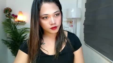 Snapshot of scarlett_sofia69 chatting on October 2025 10:34:02 AM online show from October 2025 10:34:02 AM