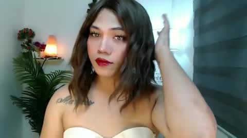 Snapshot of scarlett_sofia69 chatting on October 2025 10:48:01 AM online show from October 2025 10:48:01 AM
