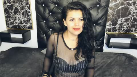 Snapshot of scarlett_w0lf chatting on December 2024 02:46:02 PM Scarlett online show from December 2024 02:46:02 PM