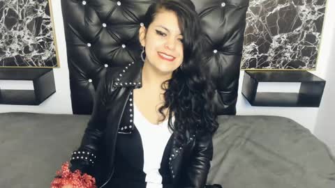 Snapshot of scarlett_w0lf chatting on January 2025 04:30:02 PM Scarlett online show from January 2025 04:30:02 PM