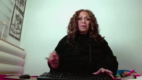 scarlettbooty online show from November 2025 05:32:02 AM