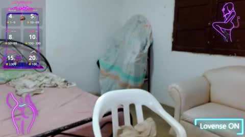 Snapshot of scarlette_mason_1 chatting on October 2025 08:07:01 PM KARLA online show from October 2025 08:07:01 PM