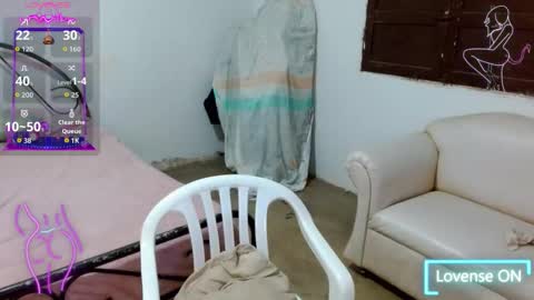 Snapshot of scarlette_mason_1 chatting on October 2025 09:48:01 PM KARLA online show from October 2025 09:48:01 PM