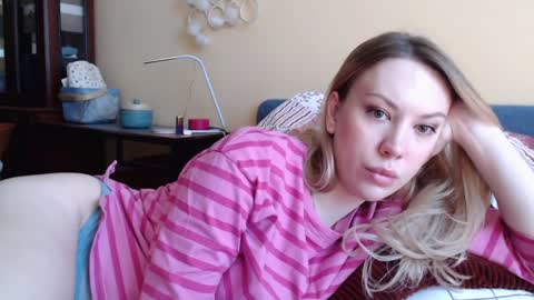 Snapshot of scarlettford chatting on February 2025 11:45:02 AM Scarlett online show from February 2025 11:45:02 AM