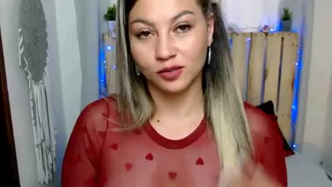 Snapshot of scarlettjoyy chatting on October 2025 11:02:02 PM scarlettjoyy online show from October 2025 11:02:02 PM