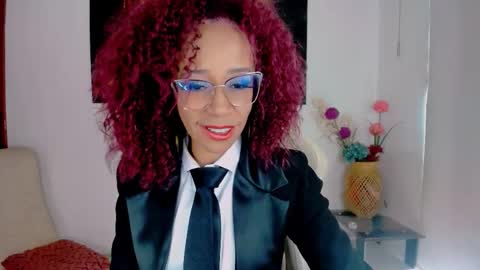 Scarlett online show from October 2025 08:53:02 PM