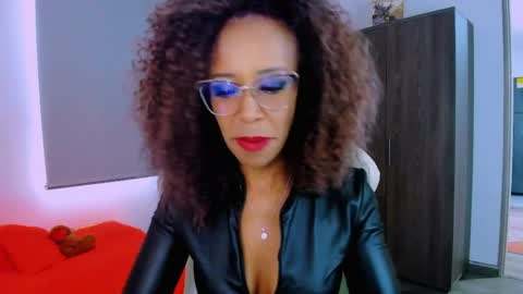 Scarlett online show from June 2026 10:15:01 PM