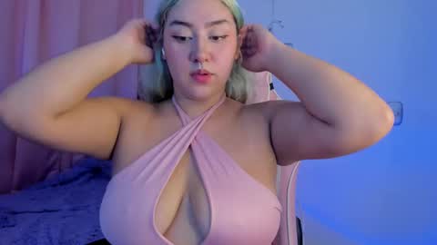 Snapshot of scarlettqueen56 chatting on February 2025 05:31:02 AM chloe online show from February 2025 05:31:02 AM