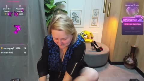 Scarlett online show from April 2026 05:38:01 AM