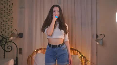 My name is Linda but you can call me Lin online show from April 2026 03:11:01 AM