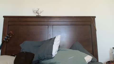 Snapshot of scartit chatting on January 2025 09:05:01 PM ScarTit Bernhard online show from January 2025 09:05:01 PM