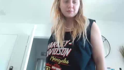 Snapshot of scartit chatting on February 2025 08:54:02 PM ScarTit Bernhard online show from February 2025 08:54:02 PM