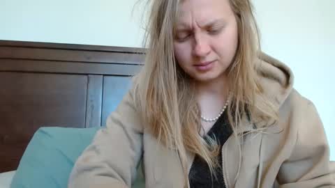 Snapshot of scartit chatting on March 2025 06:08:02 PM ScarTit Bernhard online show from March 2025 06:08:02 PM