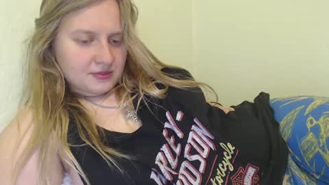 Snapshot of scartit chatting on September 2025 02:22:01 AM ScarTit Bernhard online show from September 2025 02:22:01 AM