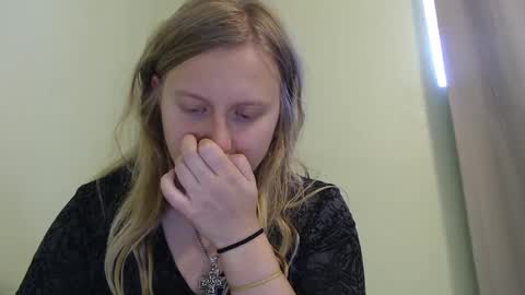 Snapshot of scartit chatting on September 2025 09:04:01 PM ScarTit Bernhard online show from September 2025 09:04:01 PM