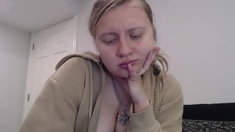 Snapshot of scartit chatting on October 2025 02:47:02 PM ScarTit Bernhard online show from October 2025 02:47:02 PM