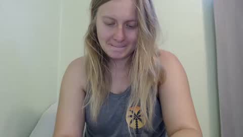 Snapshot of scartit chatting on October 2025 08:33:02 PM ScarTit Bernhard online show from October 2025 08:33:02 PM