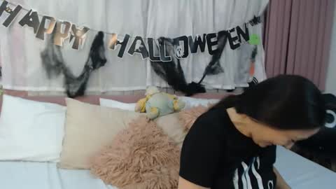 Snapshot of sccarlettjonnes chatting on October 2025 10:39:02 AM SCARLET online show from October 2025 10:39:02 AM