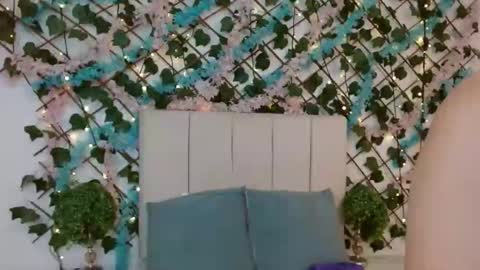 SCARLET online show from November 2025 11:01:02 AM