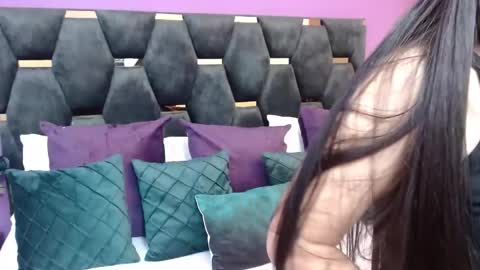 SCARLET online show from May 2026 12:02:01 PM