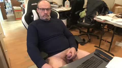 schief6218 online show from March 2026 05:32:01 PM