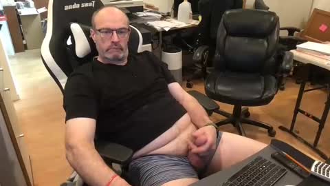 schief6218 online show from April 2026 01:41:01 PM