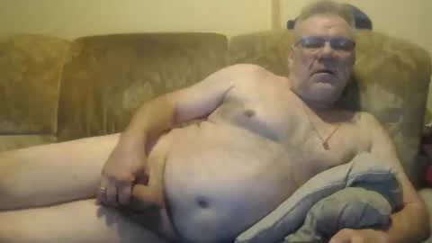 Snapshot of schnapper11 chatting on January 2025 12:09:01 PM schnapper11 online show from January 2025 12:09:01 PM