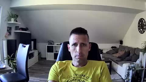 Snapshot of schnuckigeil chatting on September 2025 01:58:01 PM Dildomen online show from September 2025 01:58:01 PM
