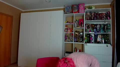 Rina online show from May 2026 07:24:02 AM