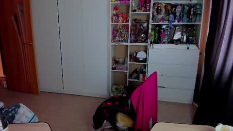 Rina online show from June 2026 08:11:02 AM