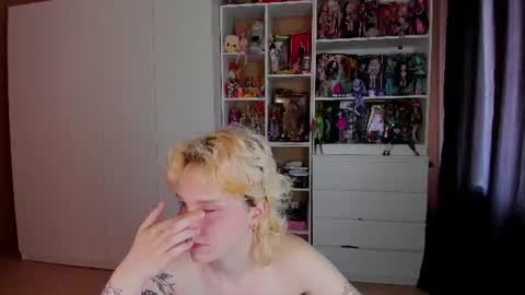 Rina online show from August 2026 09:15:02 AM