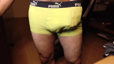 Snapshot of schwarzblau chatting on December 2024 11:17:01 PM Tom online show from December 2024 11:17:01 PM