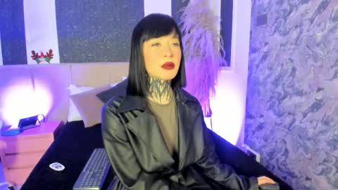 Scolw  online show from December 2025 12:21:02 PM