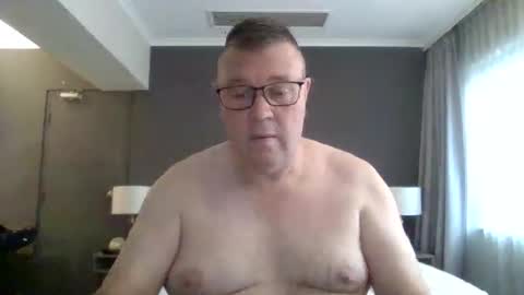 Scoobs online show from May 2026 08:42:02 AM
