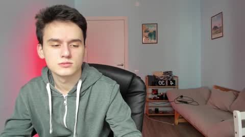 Snapshot of scooby_r chatting on February 2025 09:19:01 AM Thomas brunette and Alex blond online show from February 2025 09:19:01 AM