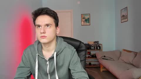 Snapshot of scooby_r chatting on February 2025 12:25:02 PM Thomas brunette and Alex blond online show from February 2025 12:25:02 PM