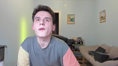 Snapshot of scooby_r chatting on March 2025 03:13:02 PM Thomas brunette and Alex blond online show from March 2025 03:13:02 PM