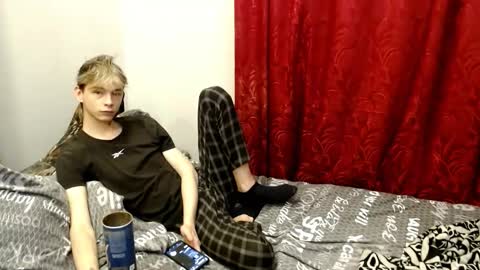 Snapshot of scorpion_250 chatting on November 2025 09:06:01 PM Scorpion 250 online show from November 2025 09:06:01 PM