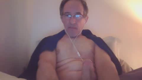 Snapshot of scotchwhieskie chatting on February 2025 12:30:01 AM scotchwhieskie online show from February 2025 12:30:01 AM