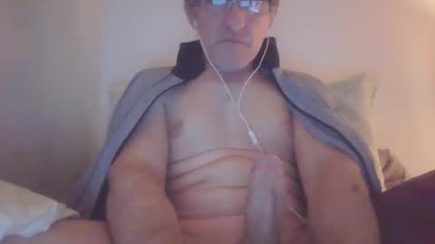Snapshot of scotchwhieskie chatting on February 2025 11:43:02 PM scotchwhieskie online show from February 2025 11:43:02 PM