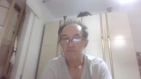 Snapshot of scotchwhieskie chatting on September 2025 07:02:02 PM scotchwhieskie online show from September 2025 07:02:02 PM