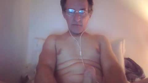 Snapshot of scotchwhieskie chatting on September 2025 10:11:01 PM scotchwhieskie online show from September 2025 10:11:01 PM