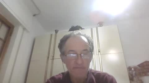 Snapshot of scotchwhieskie chatting on October 2025 06:47:02 PM scotchwhieskie online show from October 2025 06:47:02 PM