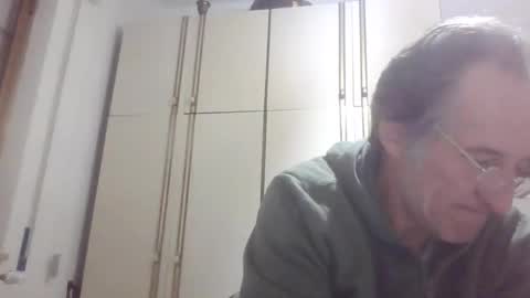 Snapshot of scotchwhieskie chatting on October 2025 07:05:01 PM scotchwhieskie online show from October 2025 07:05:01 PM