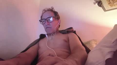 scotchwhieskie online show from May 2026 10:15:02 PM