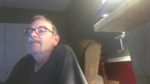 Snapshot of scotsman_62 chatting on April 2026 01:44:02 AM scotsman_62 online show from April 2026 01:44:02 AM