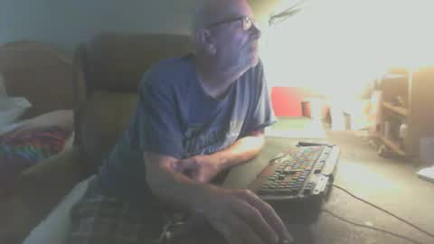 Snapshot of scotsman_62 chatting on June 2026 07:58:02 AM scotsman_62 online show from June 2026 07:58:02 AM