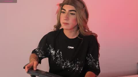 Scott  online show from March 2026 07:20:02 PM