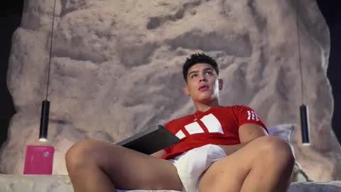 Andrew Flintt online show from February 2026 03:49:02 AM