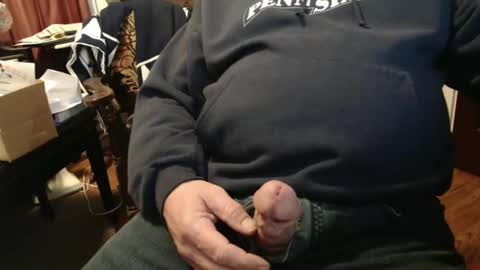 Snapshot of scottbearfun chatting on December 2024 03:44:02 AM scottbearfun online show from December 2024 03:44:02 AM